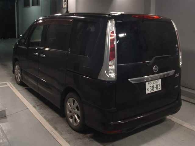 NISSAN SERENA 2011