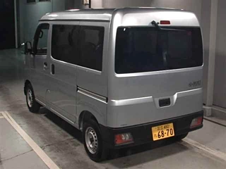 DAIHATSU HIJET VAN 2024