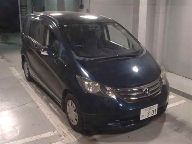 HONDA FREED 2008