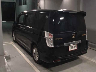 HONDA STEP WAGON 2011