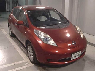 NISSAN LEAF 2014