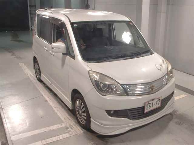SUZUKI SOLIO 2010