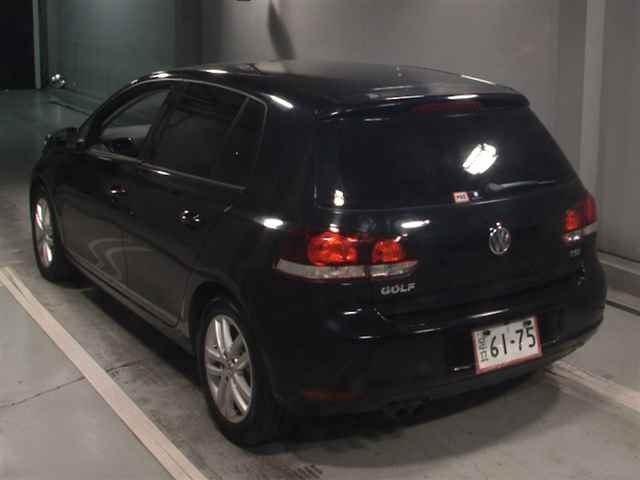 VOLKSWAGEN GOLF 2012