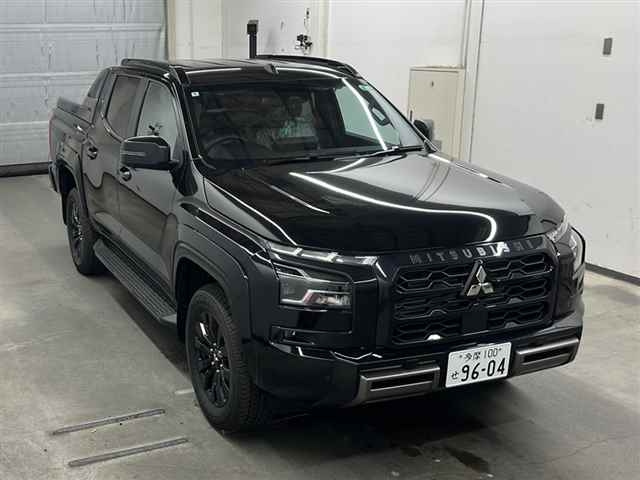 MITSUBISHI TRITON 2025