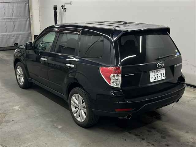 SUBARU FORESTER 2011