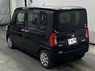 DAIHATSU TANTO 2015