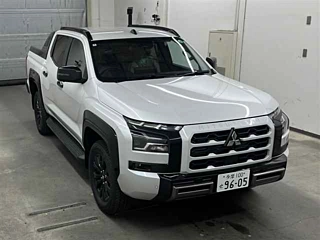 MITSUBISHI TRITON 2025