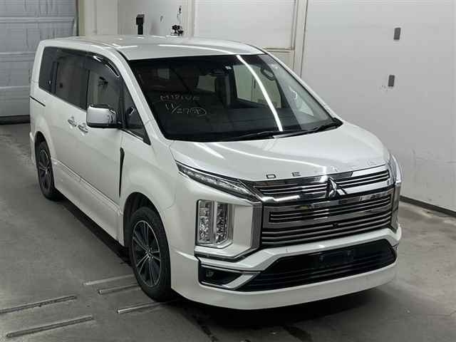 MITSUBISHI DELICA D5 2019