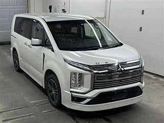 MITSUBISHI DELICA D5 2019
