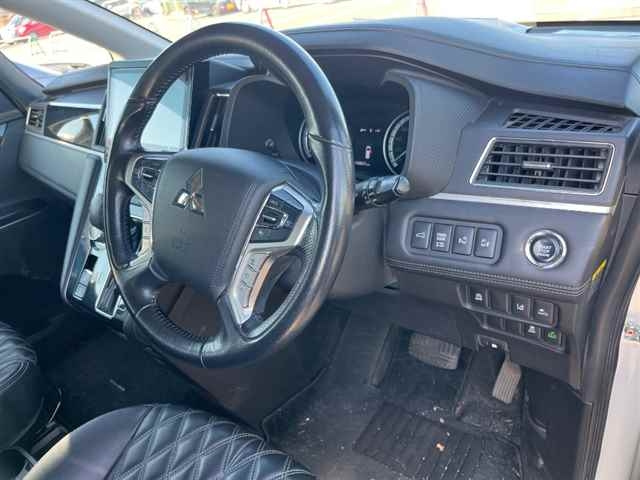 MITSUBISHI DELICA D5 2019