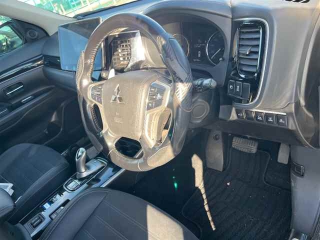 MITSUBISHI OUTLANDER PHEV 2021