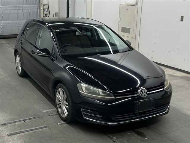 VOLKSWAGEN GOLF 2013