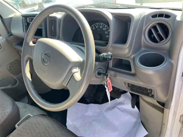 NISSAN CLIPPER VAN 2017