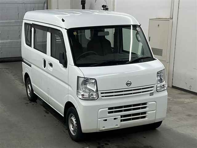 NISSAN CLIPPER VAN 2017