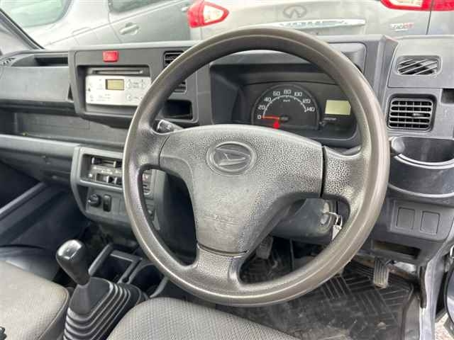 DAIHATSU HIJET TRUCK 2014