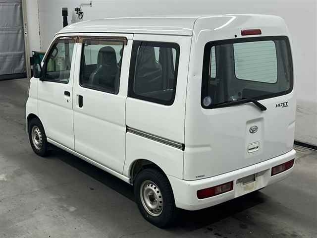 DAIHATSU HIJET VAN 2017
