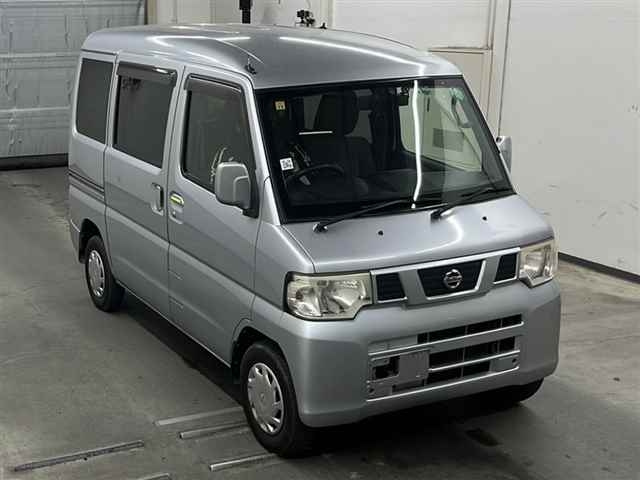NISSAN CLIPPER VAN 2013