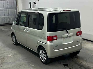 DAIHATSU TANTO 2012