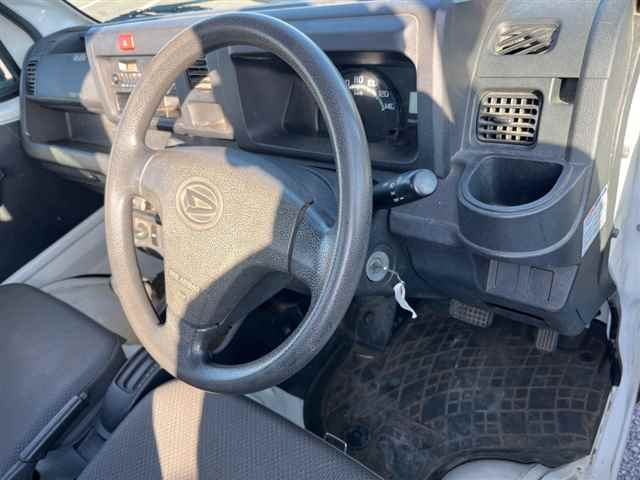 DAIHATSU HIJET TRUCK 2015