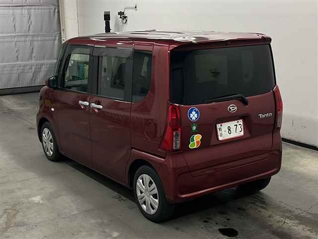 DAIHATSU TANTO 2022
