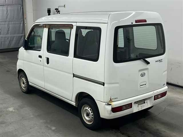 DAIHATSU HIJET VAN 2015