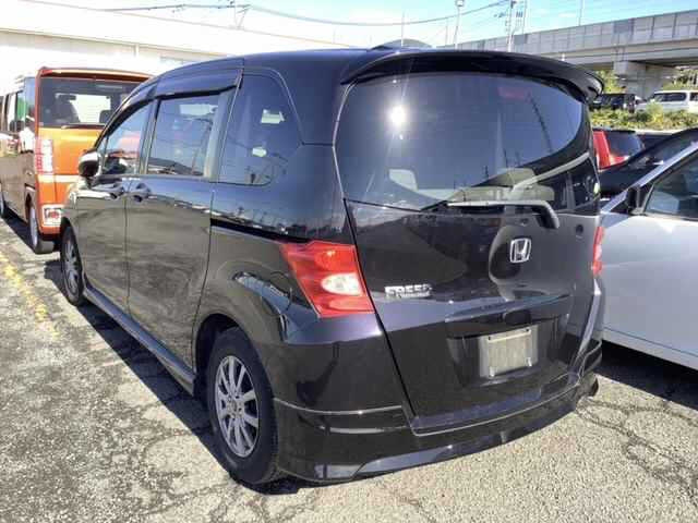 HONDA FREED 2009