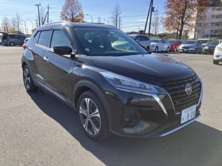 NISSAN KIX 2021