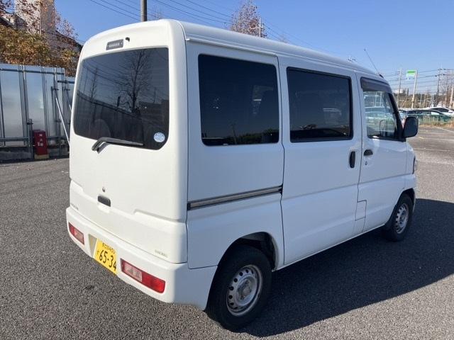 MITSUBISHI MINICAB VAN 2013