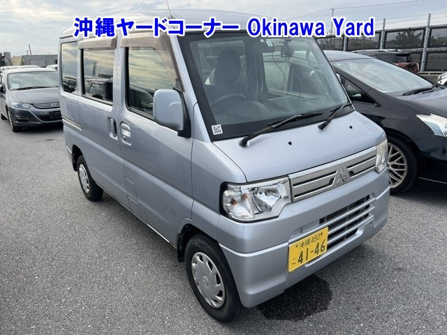 MITSUBISHI MINICAB VAN 2012