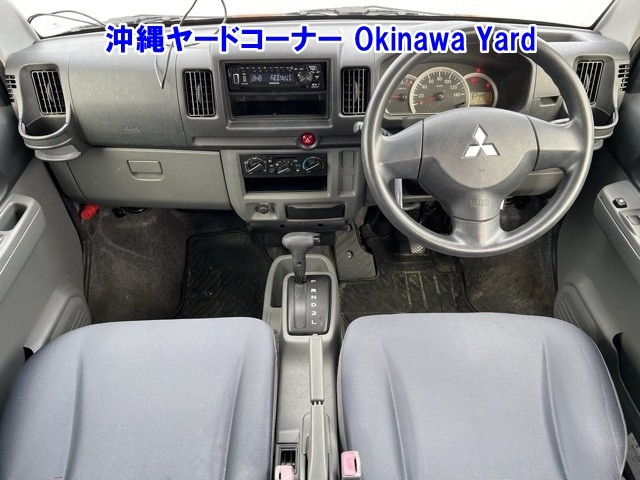 MITSUBISHI MINICAB VAN 2012