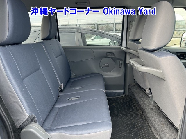 MITSUBISHI MINICAB VAN 2012