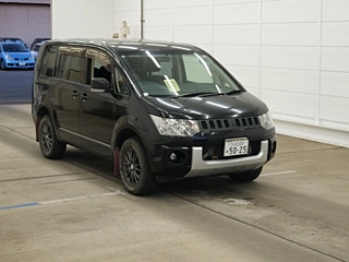 MITSUBISHI DELICA D5 2016
