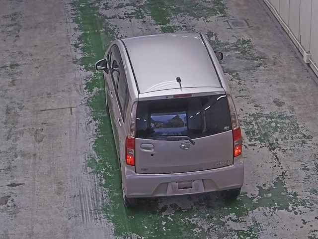 DAIHATSU MOVE 2011