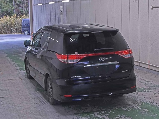 TOYOTA ESTIMA 2009