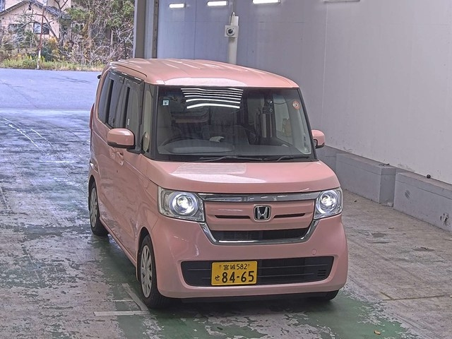 HONDA N BOX 2017
