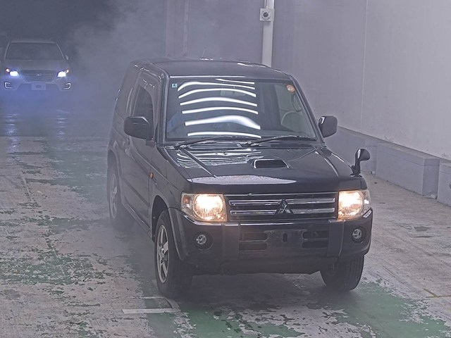 MITSUBISHI PAJERO MINI 2012