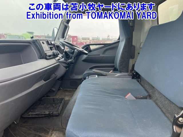 MITSUBISHI CANTER 2011