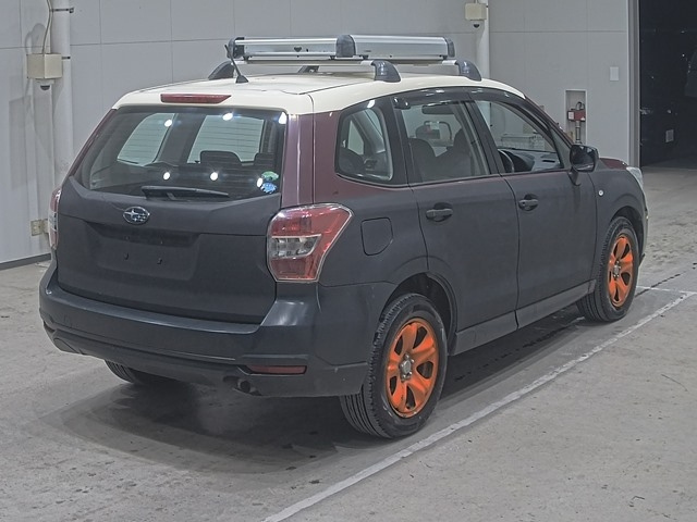 SUBARU FORESTER 2015