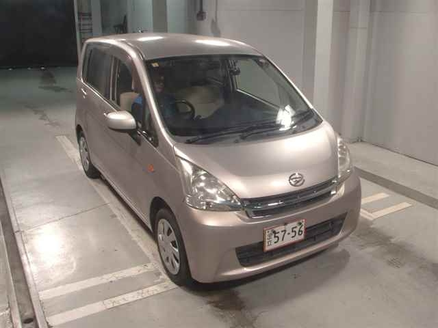 DAIHATSU MOVE 2012