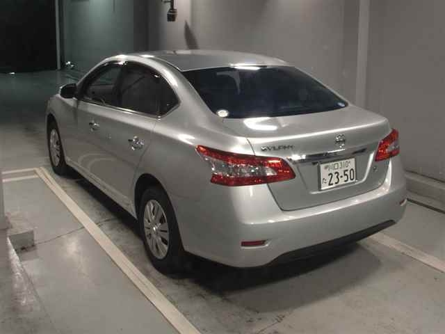 NISSAN SYLPHY 2019