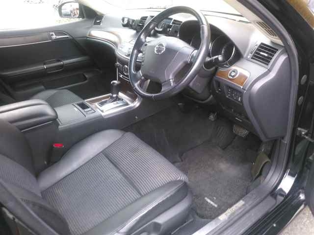 NISSAN FUGA 2008