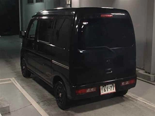 DAIHATSU HIJET VAN 2017