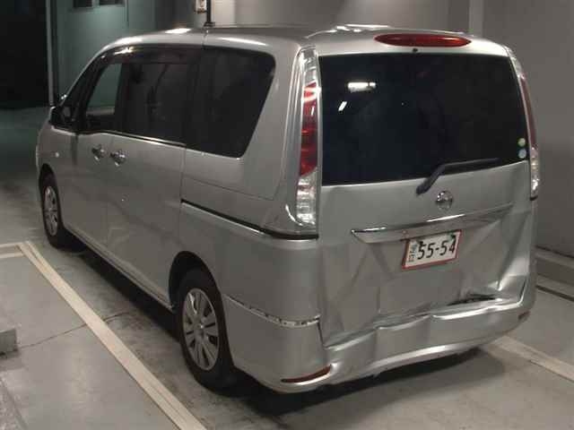 NISSAN SERENA 2011