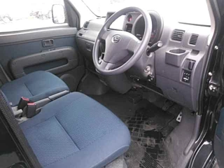DAIHATSU HIJET VAN 2017