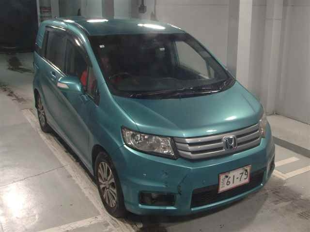HONDA FREED 2012