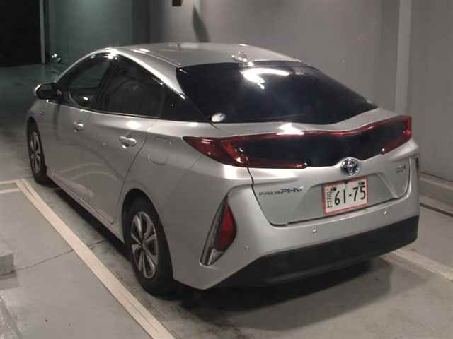 TOYOTA PRIUS PHV 2018