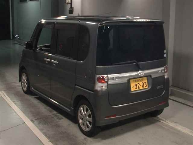 DAIHATSU TANTO 2008