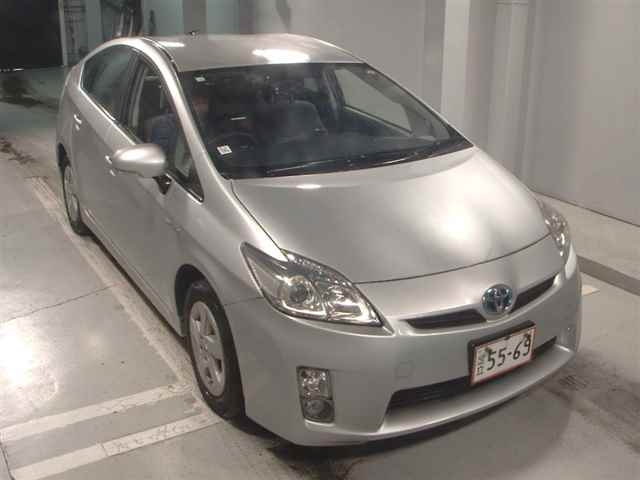 TOYOTA PRIUS 2010