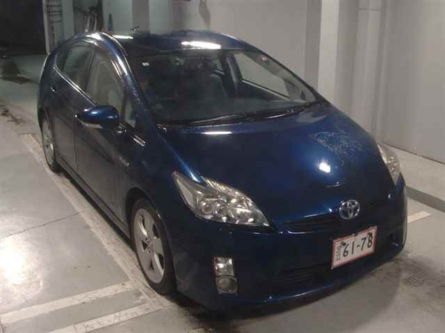 TOYOTA PRIUS 2010