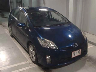 TOYOTA PRIUS 2010